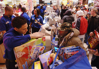 Dicktards flock to major shopping centers this season.